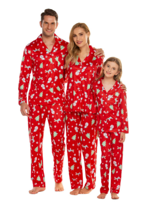 Elegante pijama navideño rojo y blanco