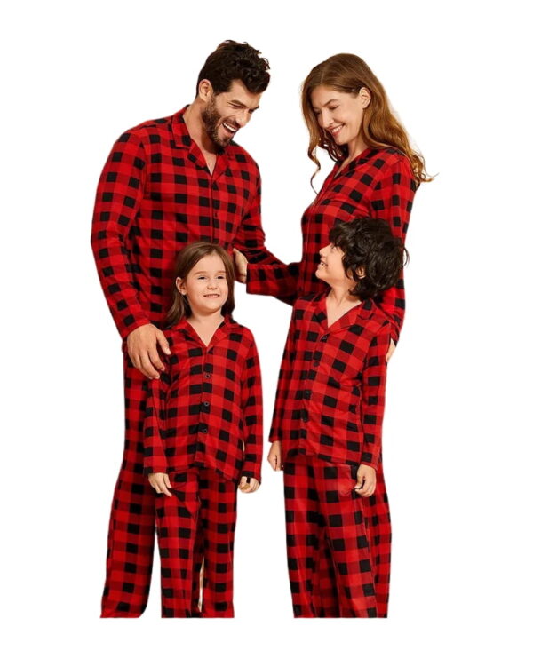 Moderne kerstpyjama in rood geruit