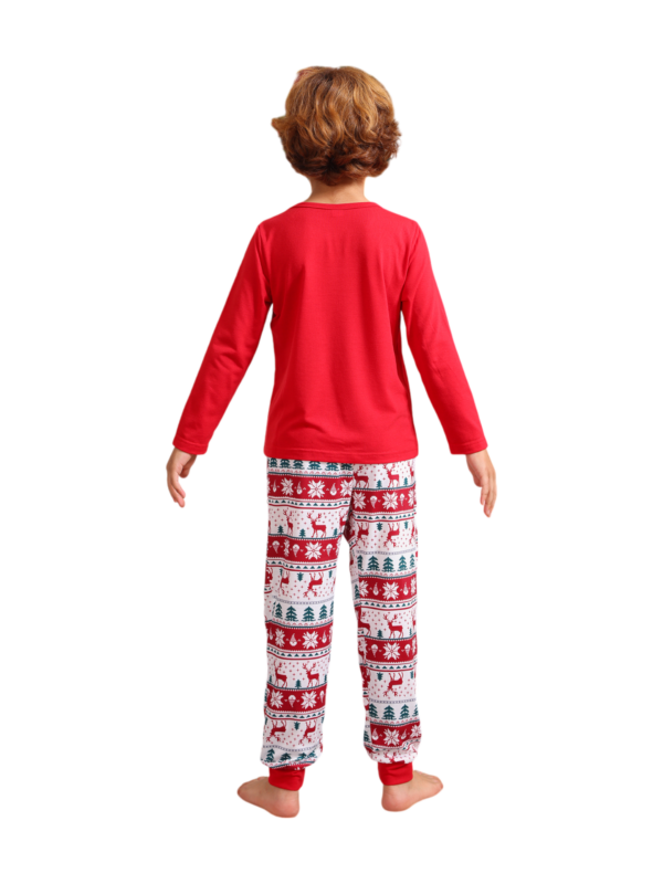 Fröhliche Weihnachten im roten Pyjama im Grinchmas-Stil