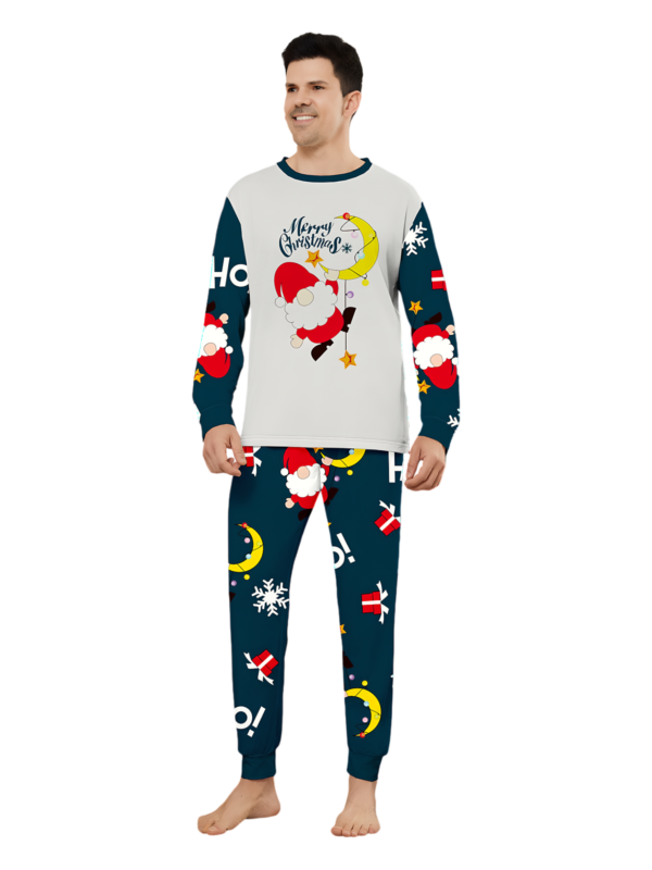 Lustiger Weihnachtsmann, der sich an seinen Mond klammert, Weihnachtspyjama der Familie