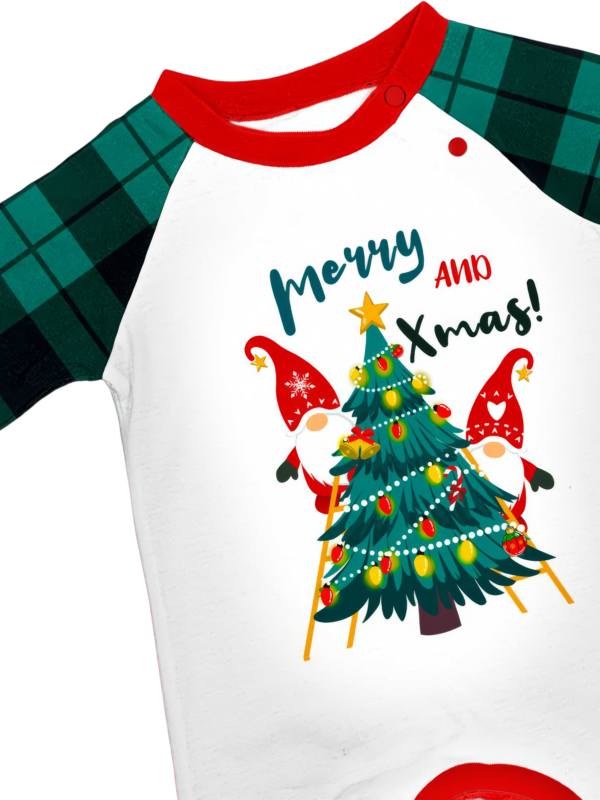 Christmas tree decorated by elves, printed “Merry Christmas”