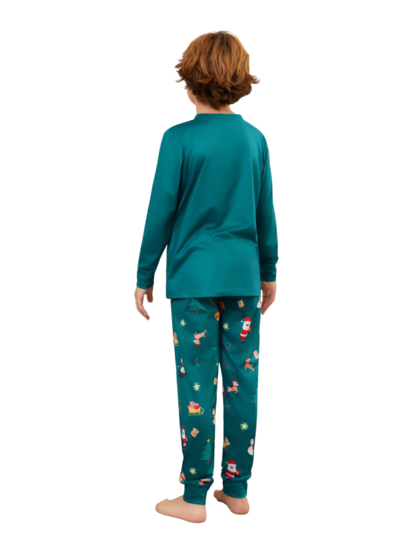 Grüner Weihnachtsfamilienpyjama, Weihnachtsmann und sein Schlitten